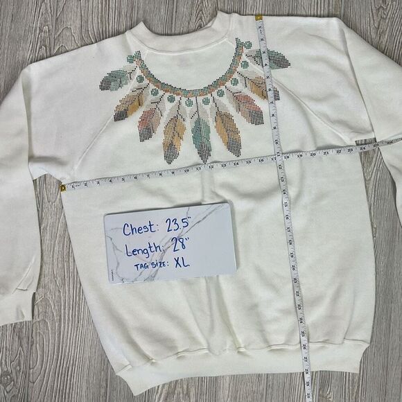 Vintage White Crewneck Sweatshirt 90s Puff Paint Native American Design Size XL - Picture 8 of 9